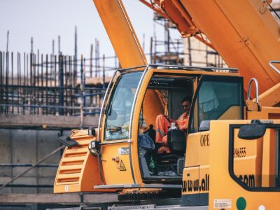 TPM Trabajos de mantenimiento de maquinaria y vehículos en obras de construcción 6 horas