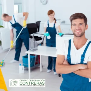 No es imprescindible contar con una titulación técnica previa para acceder. Sin embargo, está especialmente recomendado para trabajadores del sector de la limpieza que quieran actualizarse o asumir nuevos roles de responsabilidad en el área de medio ambiente.