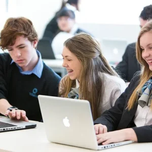 Curso de Interacciones orales y escritas en la organización de las reuniones, viajes y participación en eventos en inglés