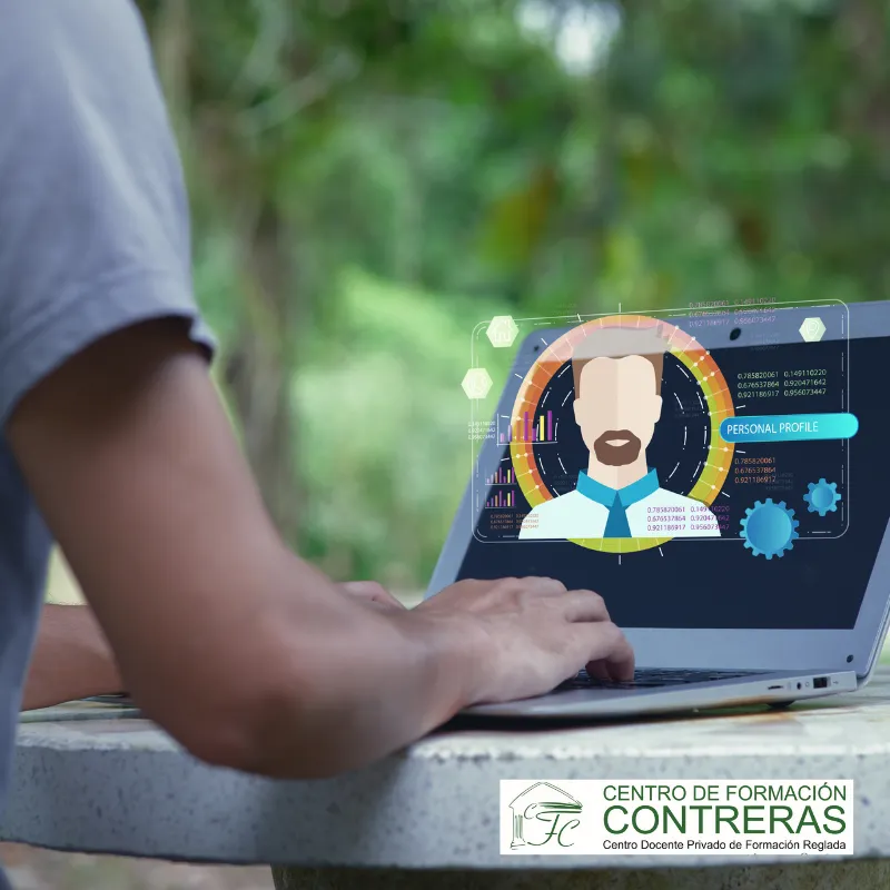 Perfil Y Funciones Del Gestor De Comunidades Virtuales