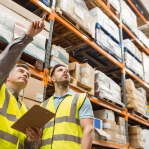 Curso de Procesos de gestión de aprovisionamiento recepción almacenamiento distribución y control de consumos e inventarios de alimentos bebidas otros géneros y equipos en restauración